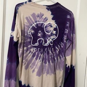 Ivory Ella medium long sleeve purple pull over